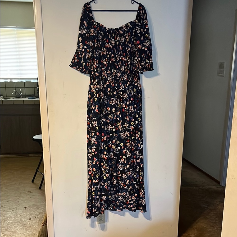 Ann Taylor Navy Floral Maxi Dress